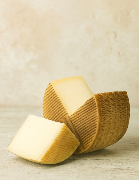 Queso de oveja añejo artesano Azumbre