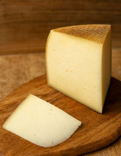 Queso de Oveja Artesano Valle de Aras 2