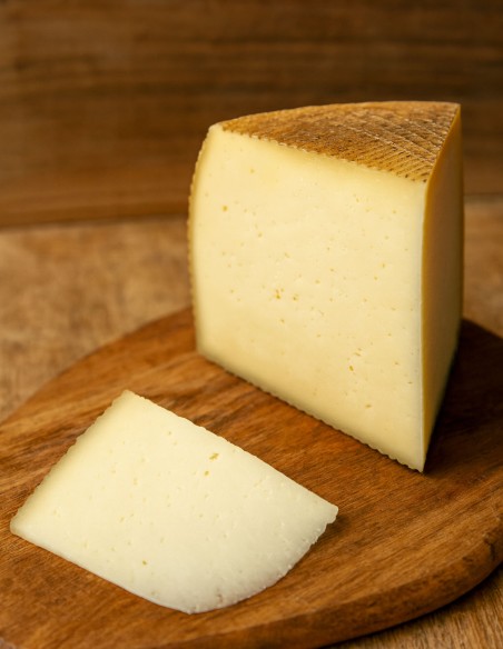 Queso de Oveja Artesano con Leche Pasteurizada Valle de Aras