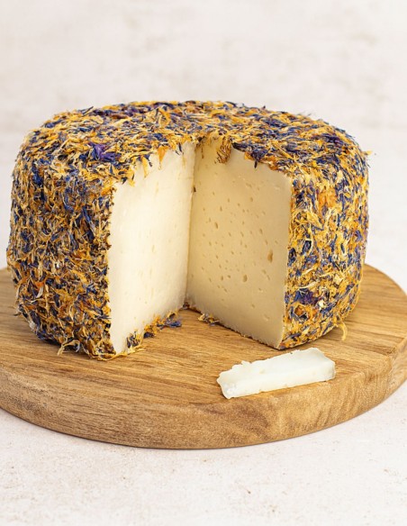 Queso de cabra con miel y pétalos Flor del Torcal