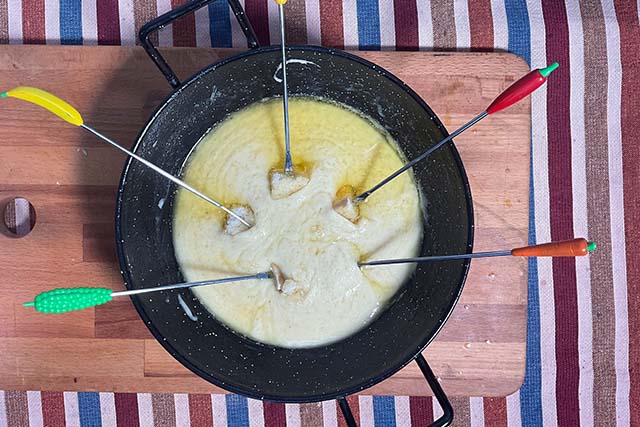 Receta fácil de fondue de queso
